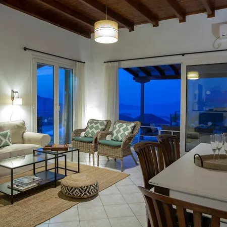 Villa Peaceful With Stunning Sea Views Fternon
